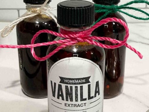 Little Vanilla Extract bottles are great gift ideas