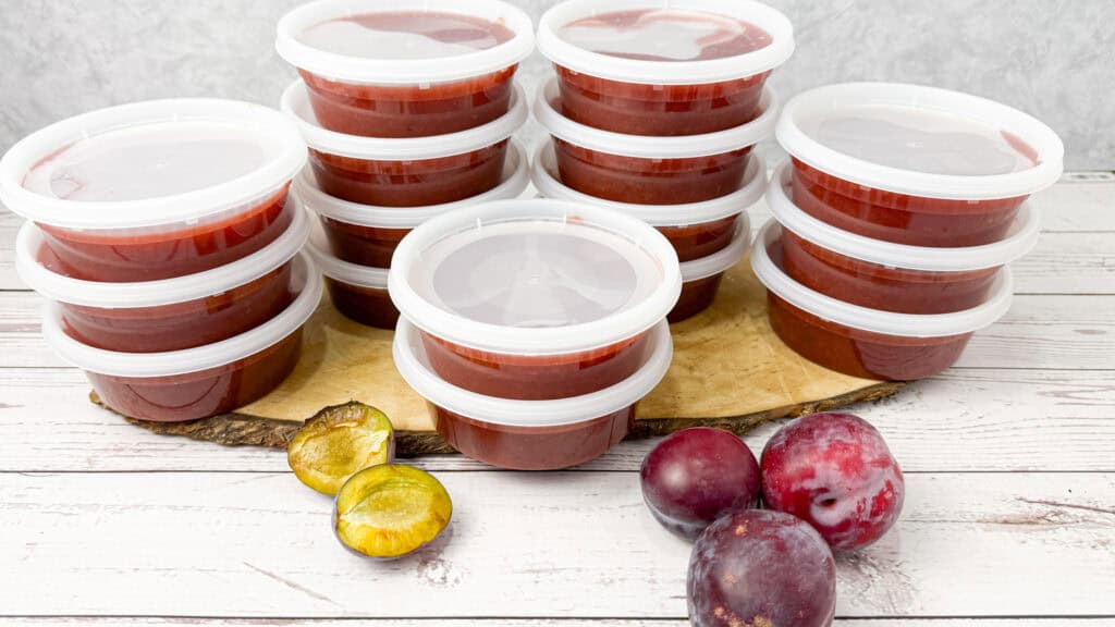 plum jam filled in 8oz freezer containers